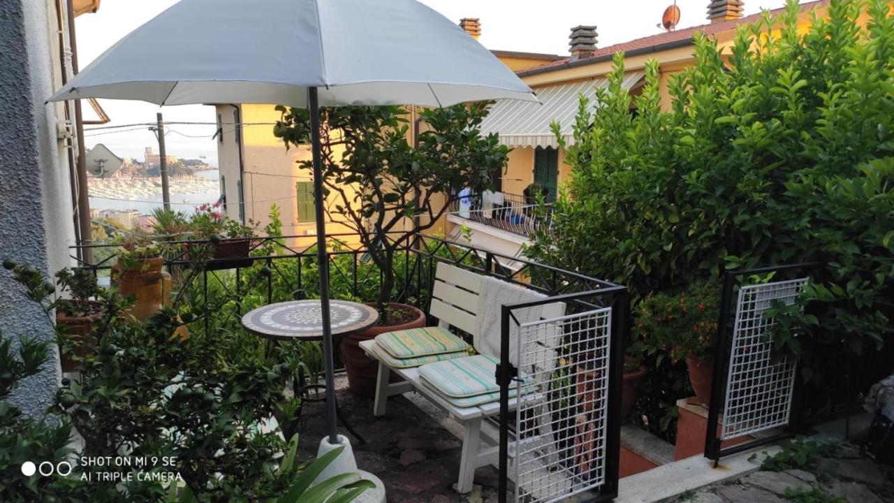 レーリチ Golfo Dei Poeti Bed & Breakfast エクステリア 写真